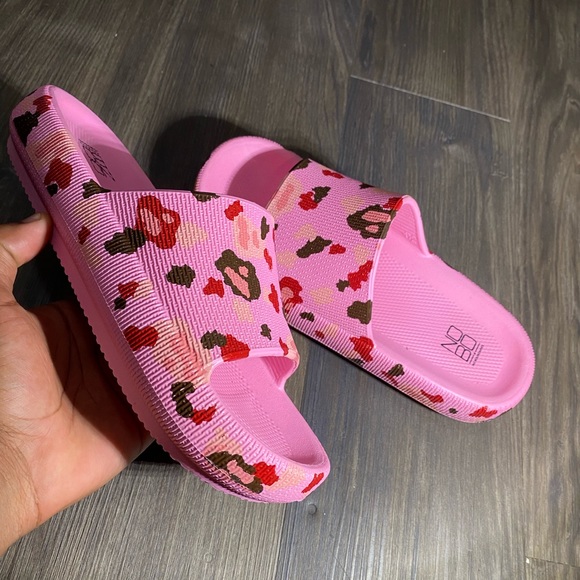 “Bape custom slides” - Picture 2 of 3